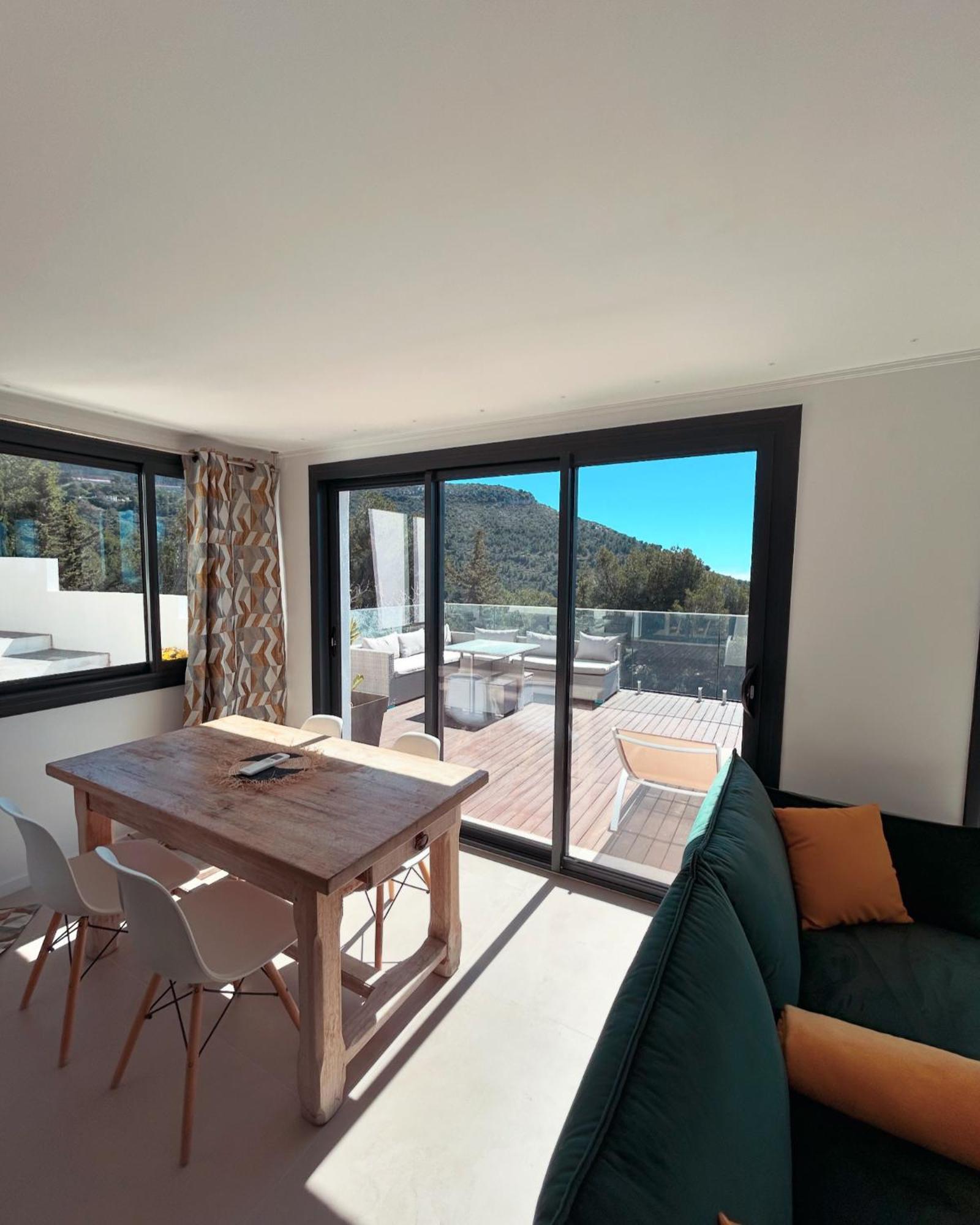 Eze - Appartement Dans Bas De Villa Avec Piscine Pres De Monaco Luaran gambar